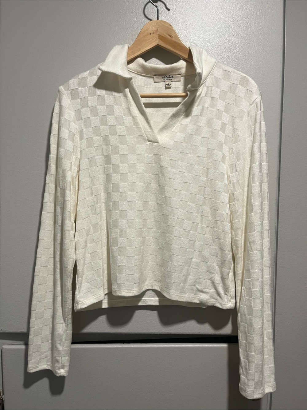 Cream Checkerboard V-Neck Long-Sleeve Sweater